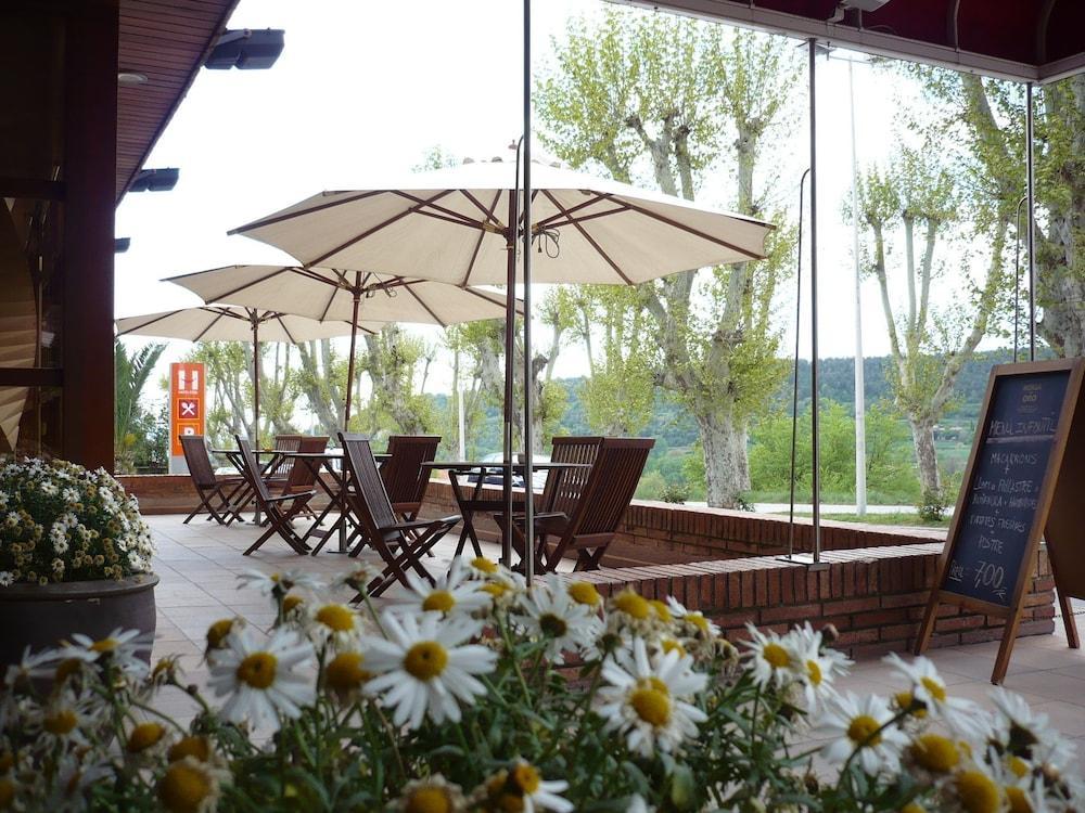 Hotel Estel Berga Eksteriør bilde