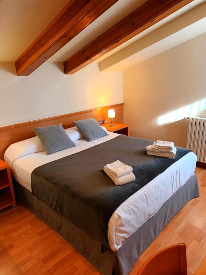Hotel Estel Berga Eksteriør bilde