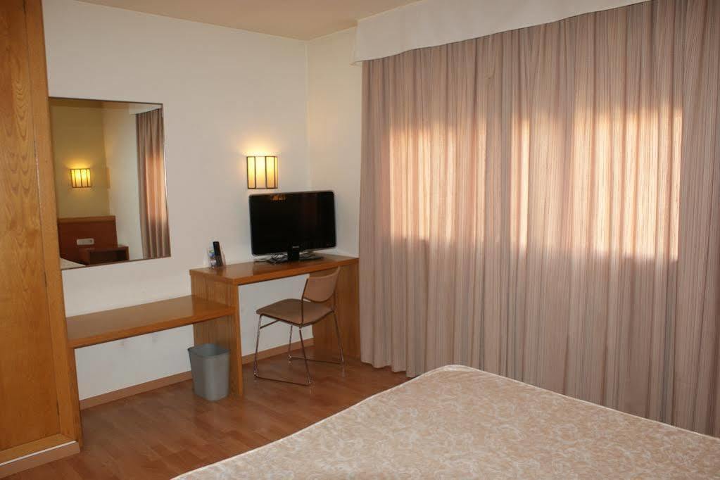 Hotel Estel Berga Eksteriør bilde